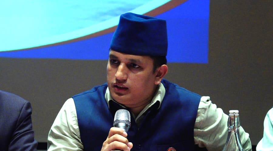 रास्वपा सांसद भण्डारीको प्रश्न– ग्यासको ढुवानी खर्च बढाउनुको वैज्ञानिक आधार के हो ?
